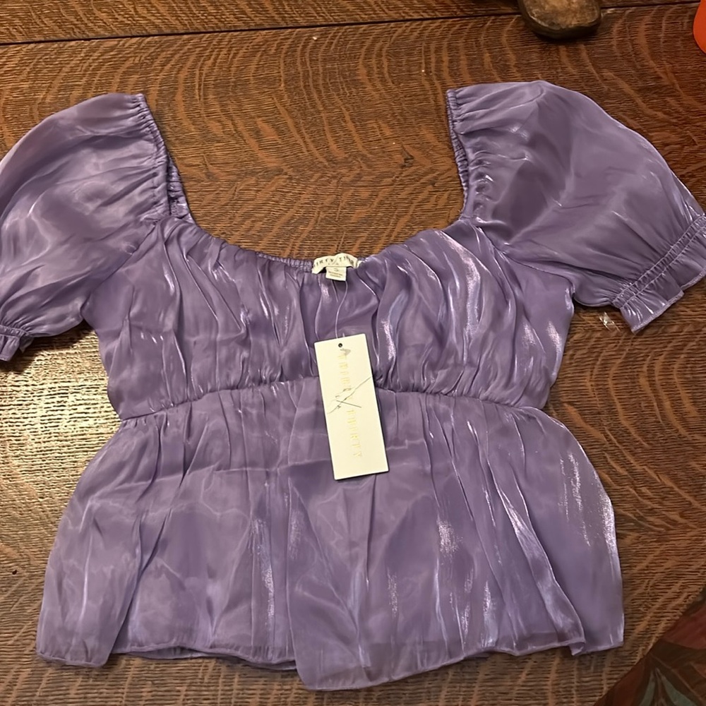 size small cute purple top
